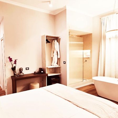 Stoa Rome Boutique Suites ภายนอก รูปภาพ