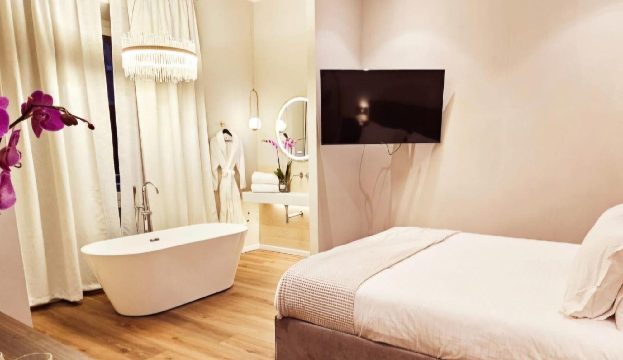 Stoa Rome Boutique Suites ภายนอก รูปภาพ